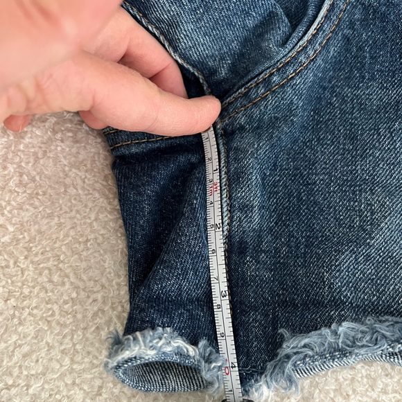 7 for all Mankind Distressed Denim Shorts - Picture 8 of 9